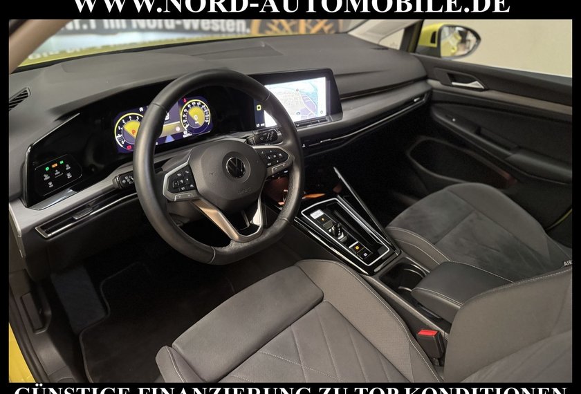 Volkswagen Golf Golf Style 1.5 eTSI DSG Kamera/Navi/LED/17