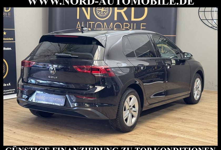 Volkswagen Golf Golf VIII Lim. 1.5 TSI Life Garantie bis 02/28