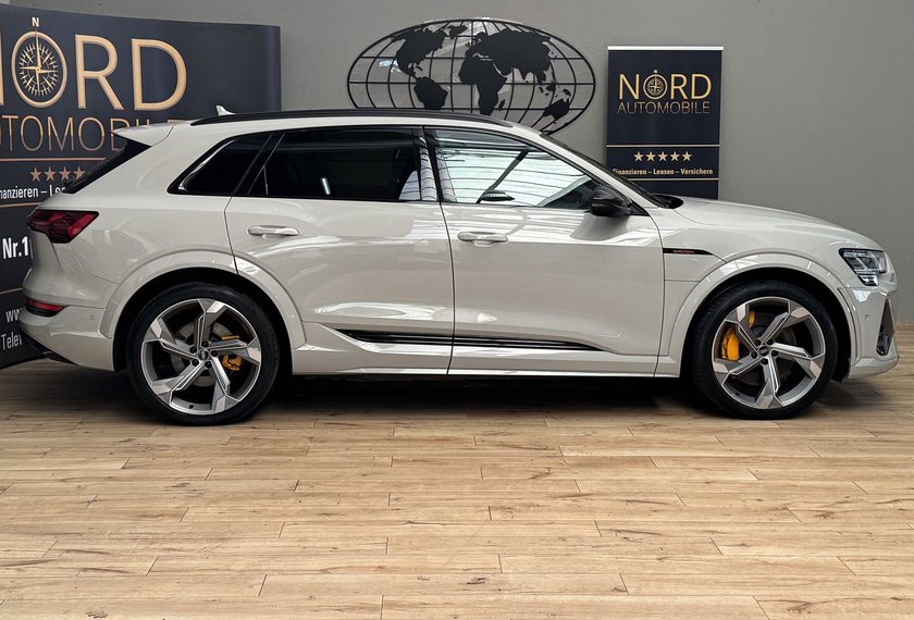 Audi e-tron e-tron S QU.Matrix/Kamera/Head-Up/22/Leder/