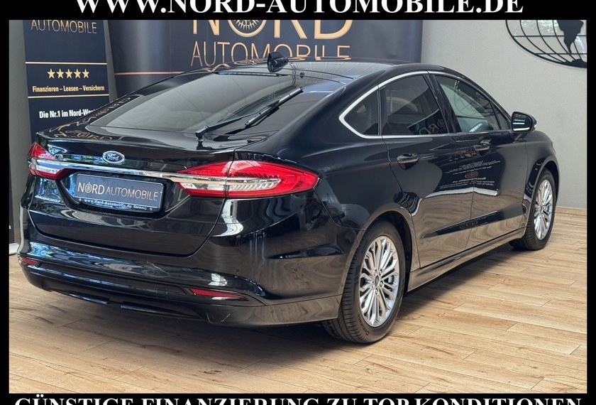 Ford Mondeo Mondeo Lim. 2.0 EB Titanium *AHK*ACC*LEDER*STHZ*