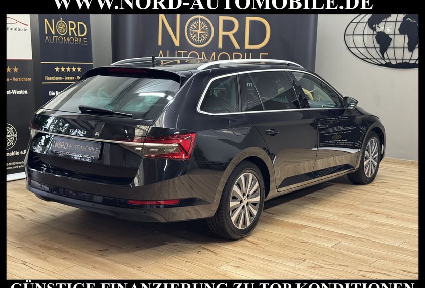 Skoda Superb Superb Combi 2.0 TDI Style DSG Navi/LED/Virt.Coc