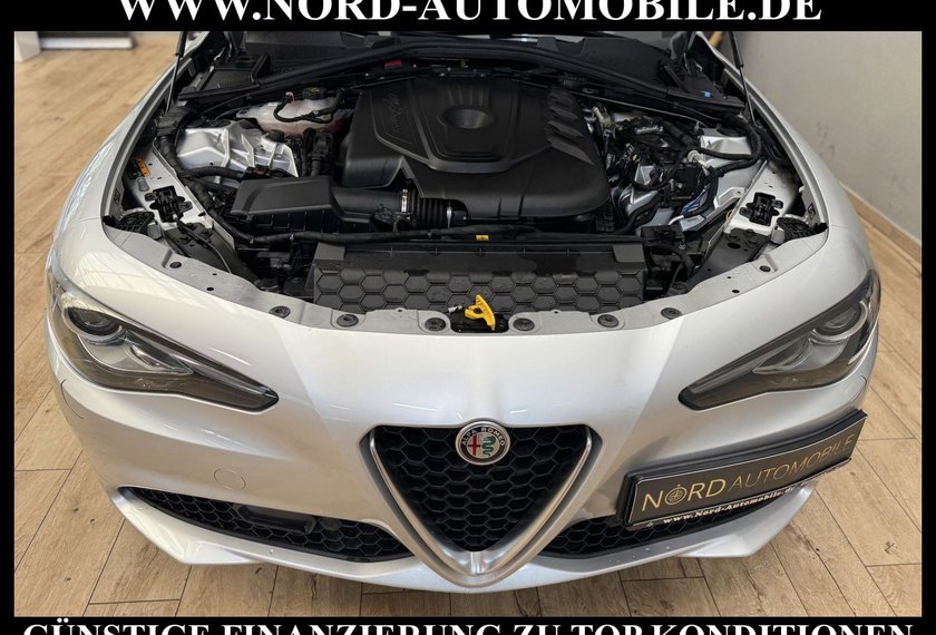 Alfa Romeo Giulia Giulia 2.2 JTDM LUSSO TI *PANO*LEDER*ACC*UPE:56*