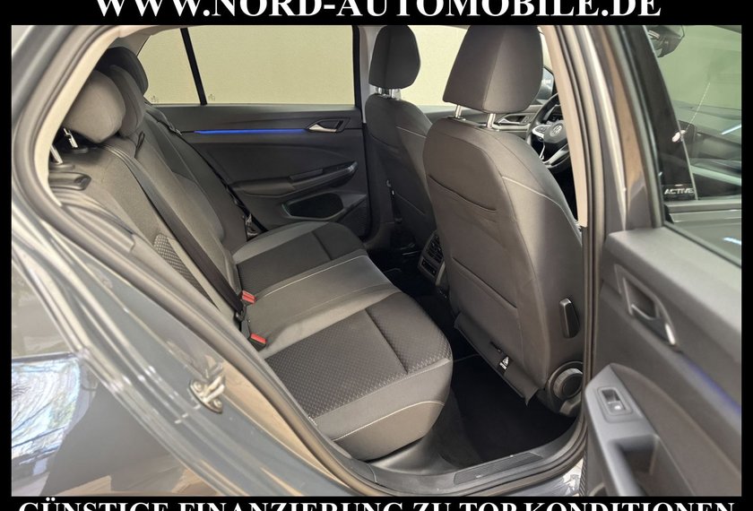 Volkswagen Golf Golf VIII Lim.1.5 TSI Active Matrix/StHz/Navi/