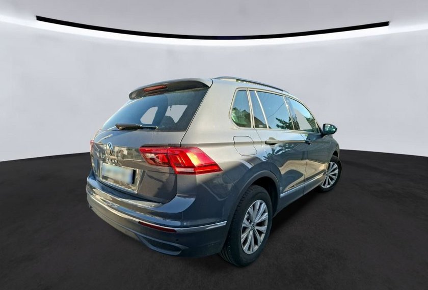 Volkswagen Tiguan Tiguan 2.0 TDI Life Navi*LED*KAMERA*ACC*DSG