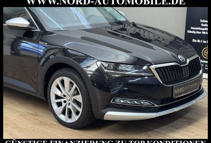 Skoda Superb Superb Combi SCOUT TDI DSG 4x4 *AHK*PANO*UPE61*