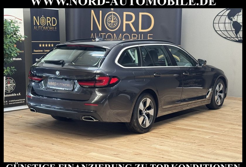 BMW 520 520 d Touring *LED*Navi*AHK*Leder*LiveCP*Kamera*