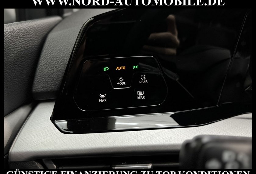 Volkswagen Golf Golf Variant Life 2.0 TDI DSG LED/AHK/Dig.Cockpi