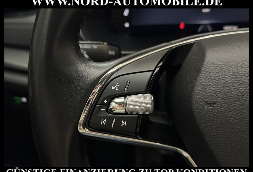 Skoda Octavia Octavia Combi Ambition 2.0 TDI LED/PDC/16''