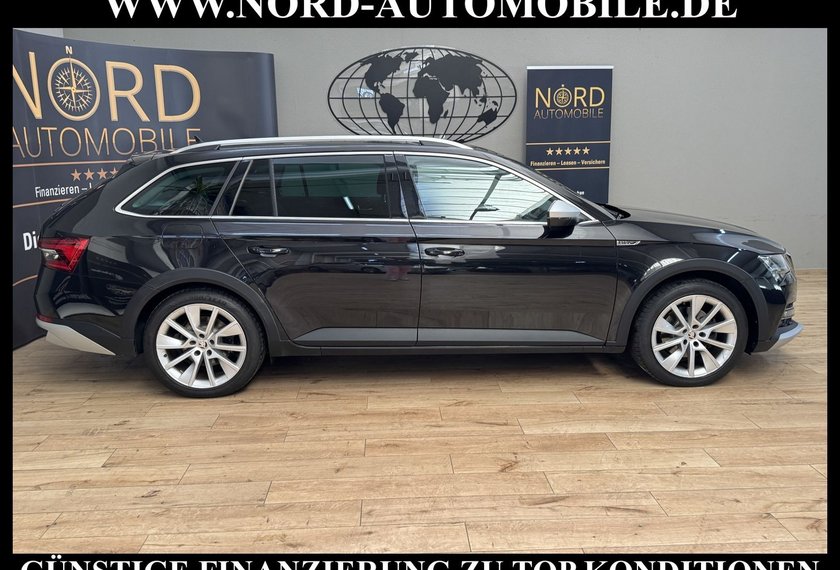 Skoda Superb Superb Combi SCOUT TDI DSG 4x4 *AHK*PANO*UPE61*
