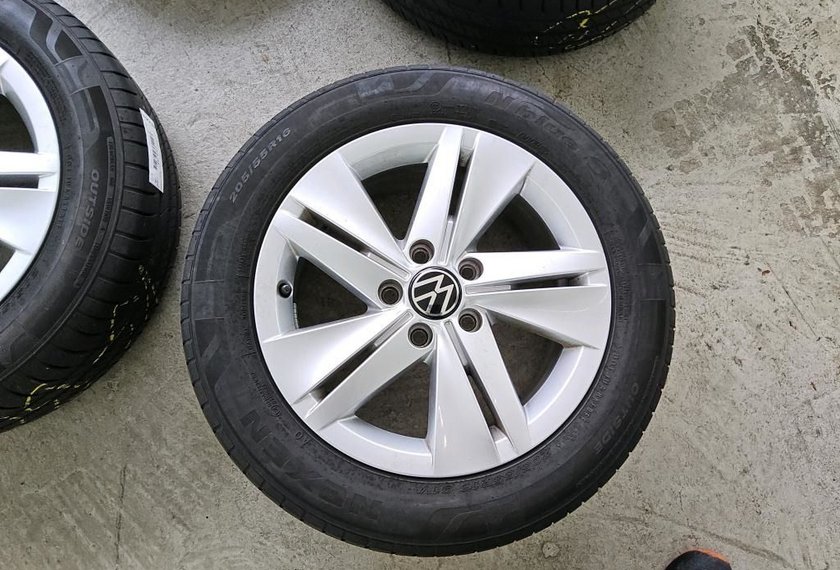 Volkswagen Golf Golf Variant Life 2.0 TDI DSG Navi/LED/PDC/ACC