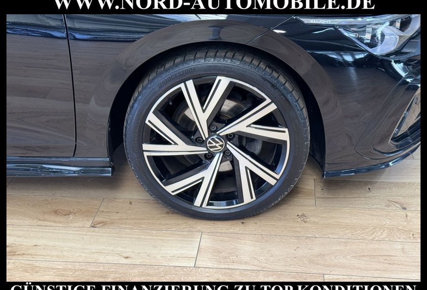 Volkswagen Golf Golf VIII Variant 1.5 eTSI DSG R-Line Pano/AHK/