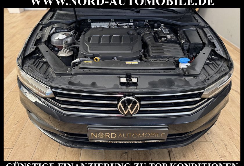Volkswagen Passat Variant Passat Variant 2.0 TDI DSG AHK/Kamer/Navi/LED