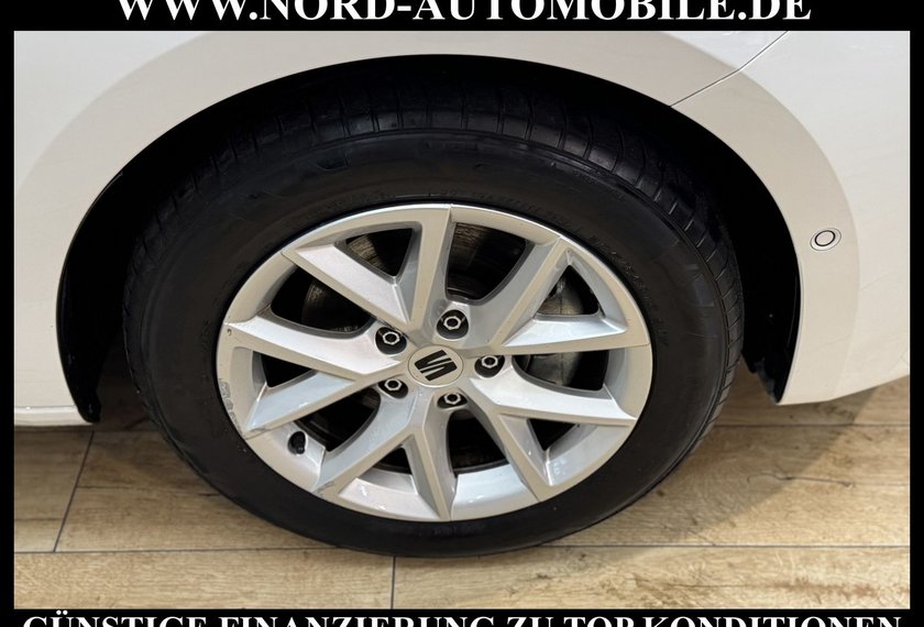 Seat Leon Leon Sportstourer 1.5 TSI Style *LED*CARPLAY*KAM