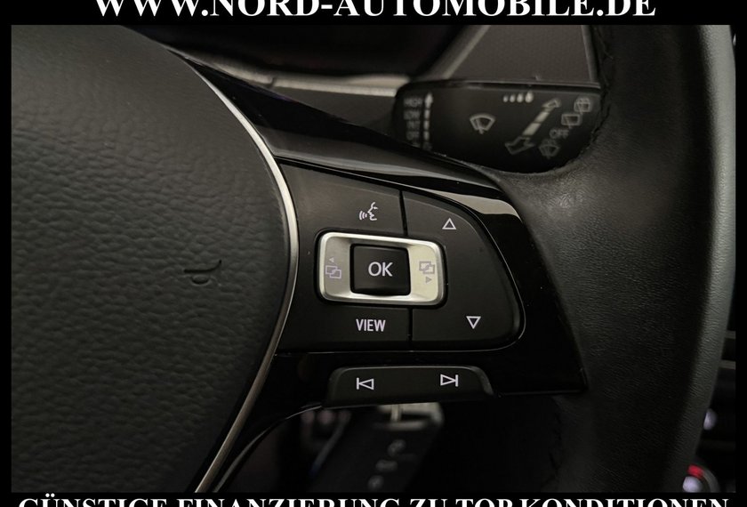 Volkswagen Touran Touran R-LINE 1.5 TSI *AHK*18Z*LED*ACC*UPE:46