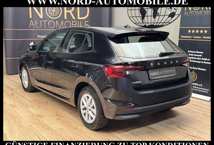Skoda Fabia Fabia Ambition 1.0 TSI LED/Spurhalte/Klima/15
