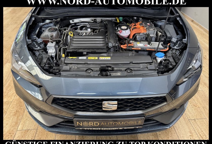 Seat Leon Leon FR e-HYBRID DSG Navi/LED/Kamera/Spurhalte/