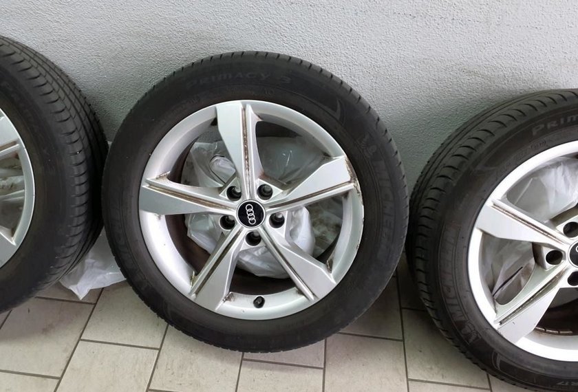 Audi A4 A4 Avant Advanced 2.0 35 TFSI S-tronic Leder/Kam