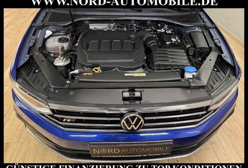 Volkswagen Passat Variant Passat Variant R-Line 2.0 TDI DSG Kamera/18/Dig.