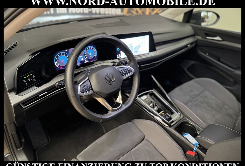 Volkswagen Golf Golf Style 1.5 eTSI DSG Navi/LED/PDC/ACC