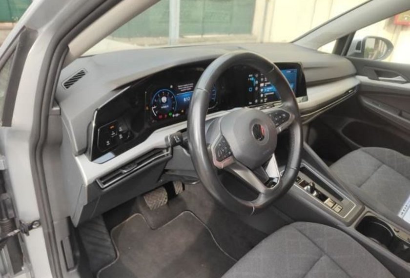 Volkswagen Golf Golf Variant 1.0 eTSI Life DSG Kamera/LED/17