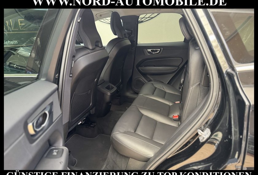 Volvo XC60 XC60 D4 Momentum *ACC*LEDER*KAM*LED*BLIS*19ZOLL*