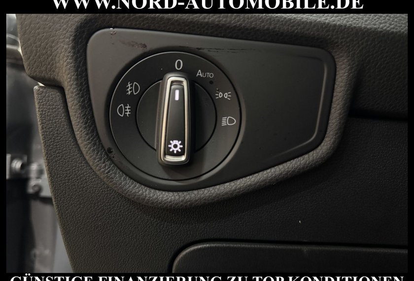 Volkswagen Touran Touran Highline 2.0 TDI DSG 7-Sitzer/Pano/AHK/17