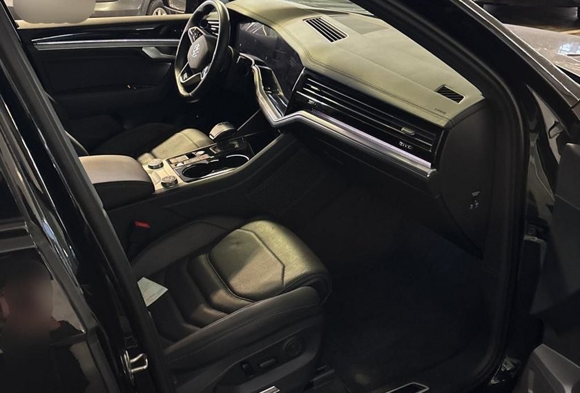 Volkswagen Touareg Touareg R-Line Black Style 4MOT 3.0 TDI Luft