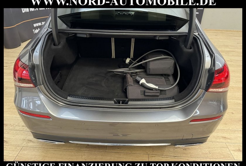 Mercedes-Benz A 250 A 250 e Limousine Progressive Distro+*Pano*MBEAM