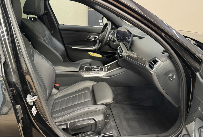 BMW 330 330 e touring M SPORT *AHK*PANO*LEDER*UPE:79