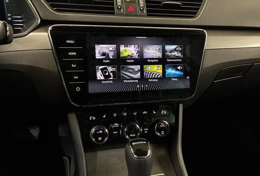 Skoda Superb Superb Combi Style 2.0 TDI DSG Kamera/Virt.Cockp