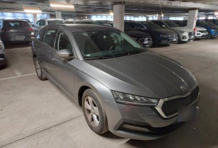 Skoda Octavia Octavia Combi Ambition 2.0 TDI DSG Navi/LED/PDC