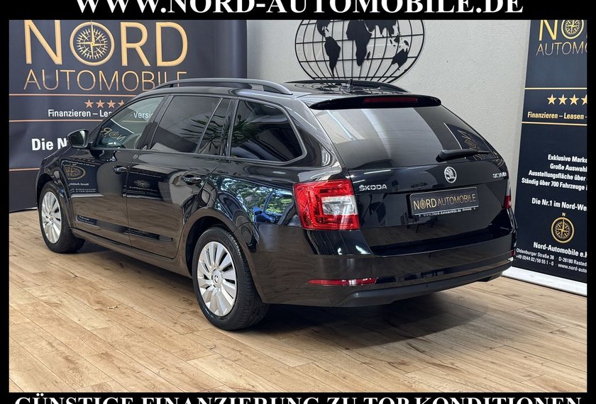 Skoda Octavia Octavia Combi Ambition 1.6 TDI AHK/Navi/PDC/