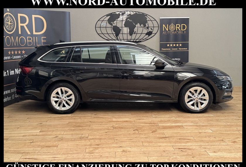 Skoda Octavia Octavia Combi Style 2.0 TDI DSG AHK/Kamera/Navi/