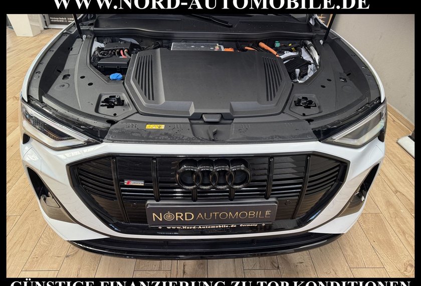 Audi e-tron e-tron Sportback 55 QU.S-Line Black Edition Pano