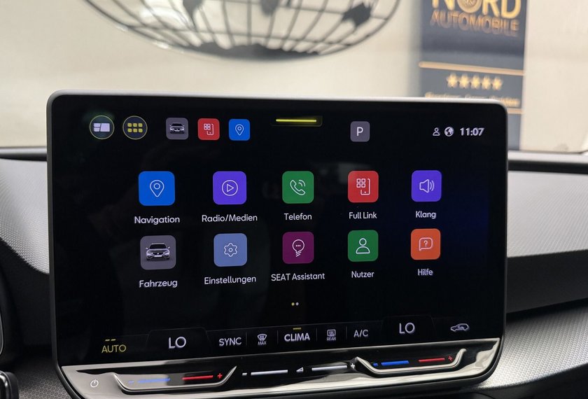 Seat Leon Leon SP Style 1.5 eTSI DSG Kamera/Navi/LED/