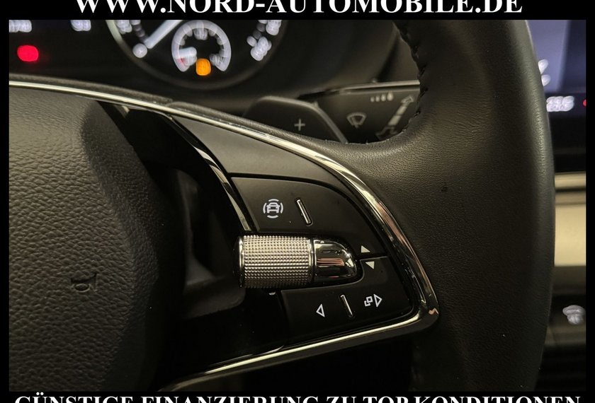 Skoda Octavia Octavia Combi Ambition 1.0 TSI e-TEC LED/CARPLAY