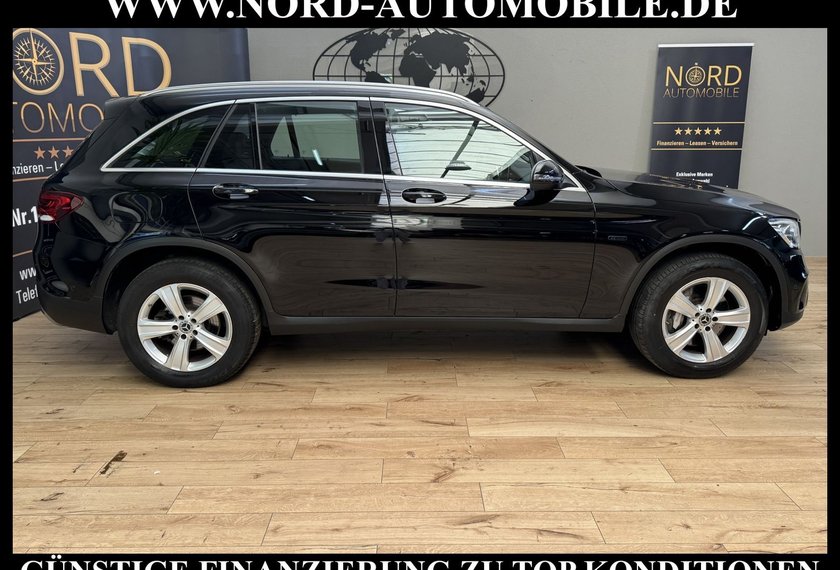 Mercedes-Benz GLC 300 GLC 300 e 4Matic *AHK*LED*PANO*OFF-ROAD*UPE:71