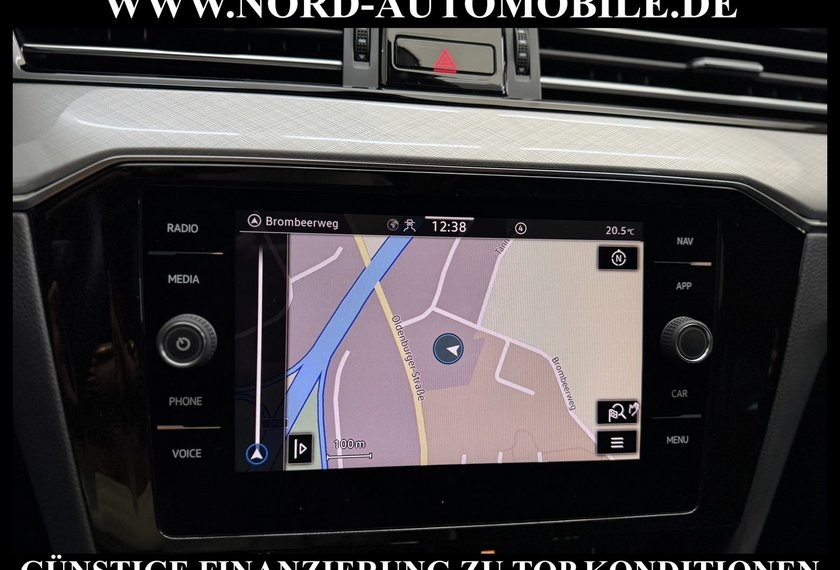Volkswagen Passat Variant Passat Variant R-Line 2.0 TSI Dig.Cockpit/18/Nav