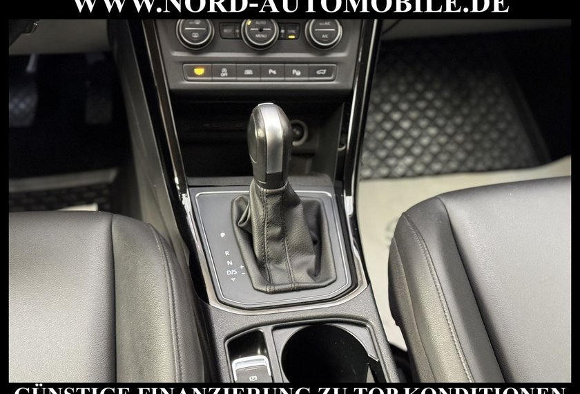 Volkswagen Touran Touran 2.0 TDI DSG Taxi Kunstleder/Navi/LED