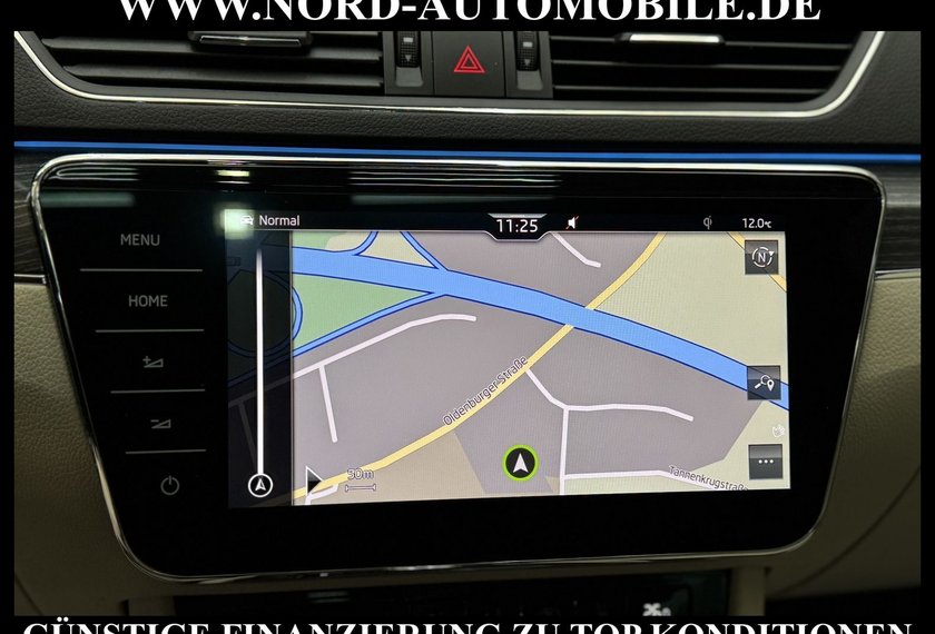 Skoda Superb Superb Combi 2.0 TDI DSG Premium *AHK*Pano*StHz*