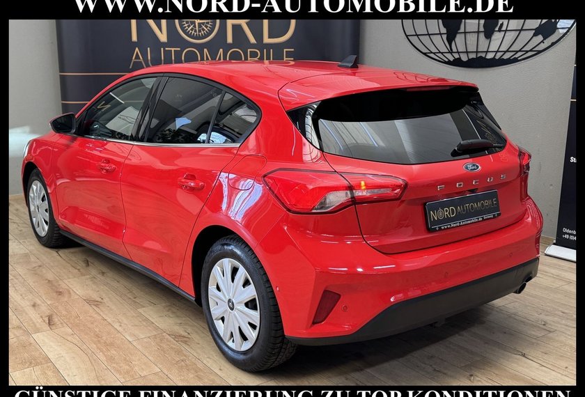 Ford Focus Focus Lim. 1.5 EcoBlue *LED*AHK*ACC*StHz*Kamera*