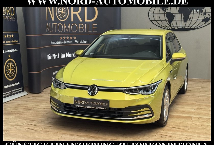 Volkswagen Golf Golf Style 1.5 eTSI DSG Kamera/Navi/LED/17