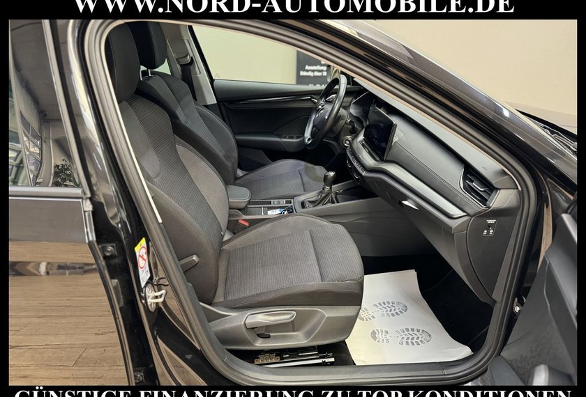 Skoda Octavia Octavia Combi Ambition 2.0 TDI Dig.Cockp*LED*Nav