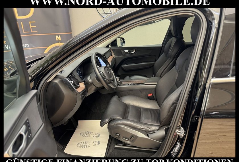 Volvo XC60 XC60 D4 Momentum *ACC*LEDER*KAM*LED*BLIS*19ZOLL*