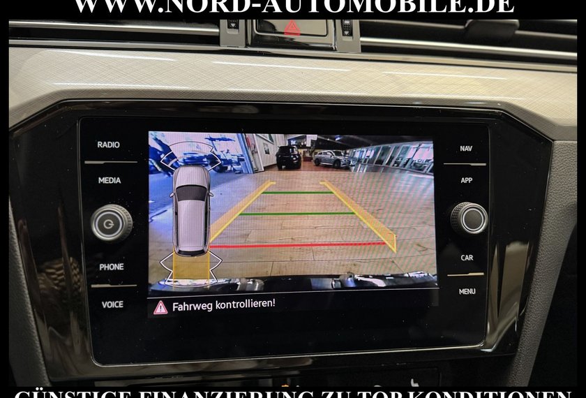 Volkswagen Passat Variant Passat Variant Business 2.0 TDI Kamera/Navi/LED