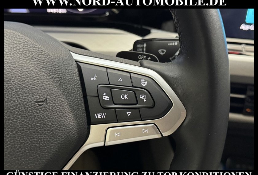 Volkswagen Golf Golf VIII Lim.1.5 eTSI DSG Head-Up/Side&amp;Lane/Nav