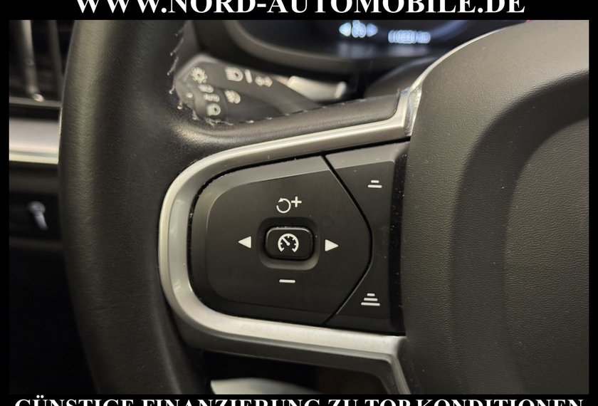 Volvo V60 V60 Kombi D3 Momentum Pro *LED*Navi*AHK*Kamera*