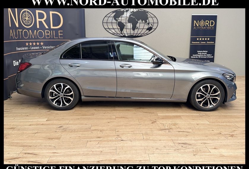 Mercedes-Benz C 200 C 200 d Lim. Avantgarde LED*Night*Carplay*TOP-KM