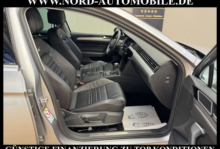Volkswagen Passat Variant Passat Variant R-Line 4MOT 2.0 TSI DSG Leder/Nav