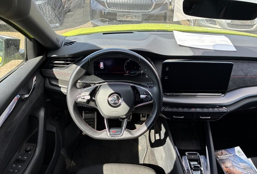 Skoda Octavia Octavia RS iV Combi 1.4 TSI DSG Head-Up/19/Kamer